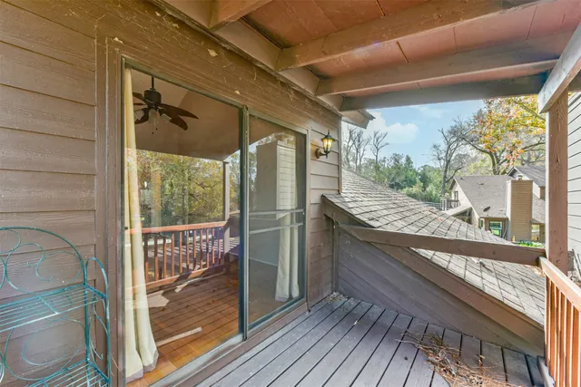 $224,500 | 200 Fountain Lake West, Unit 132, Livingston, TX 77351