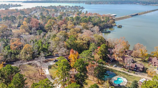$224,500 | 200 Fountain Lake West, Unit 132, Livingston, TX 77351