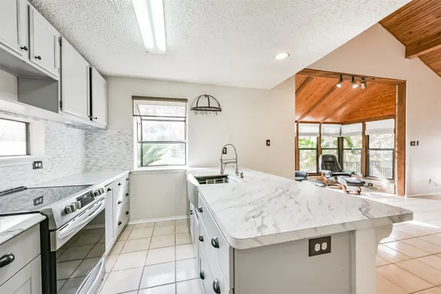 $224,500 | 200 Fountain Lake West, Unit 132, Livingston, TX 77351