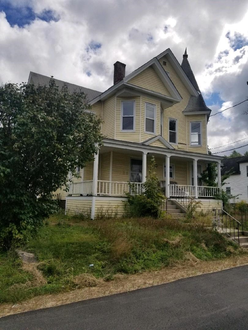 48 Laurel Street Newport, NH 03773 - Photo 2 of 2