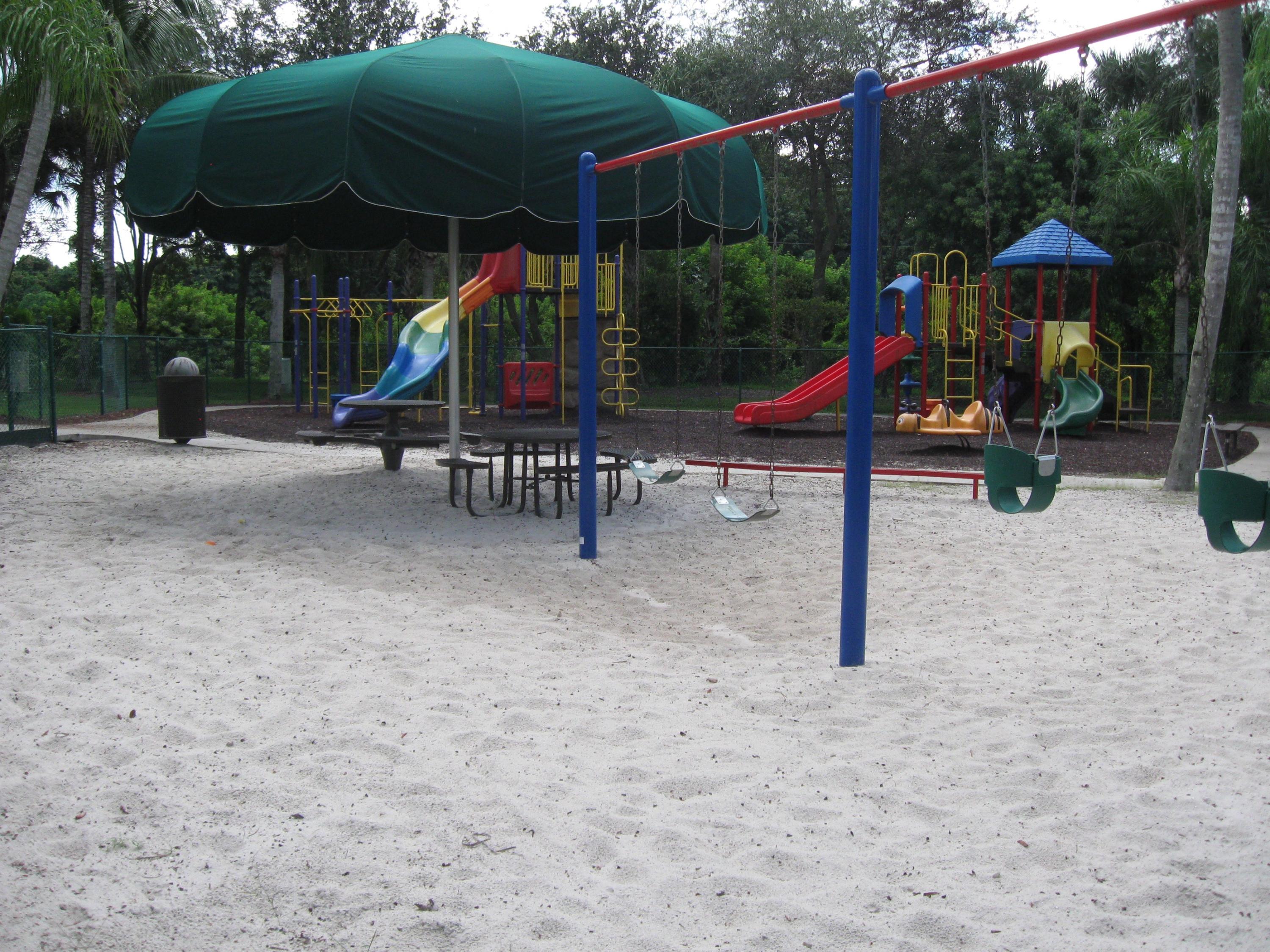 8577 Vía Serena Boca Raton, FL 33433 - Photo 35 of 37 IMG_1745