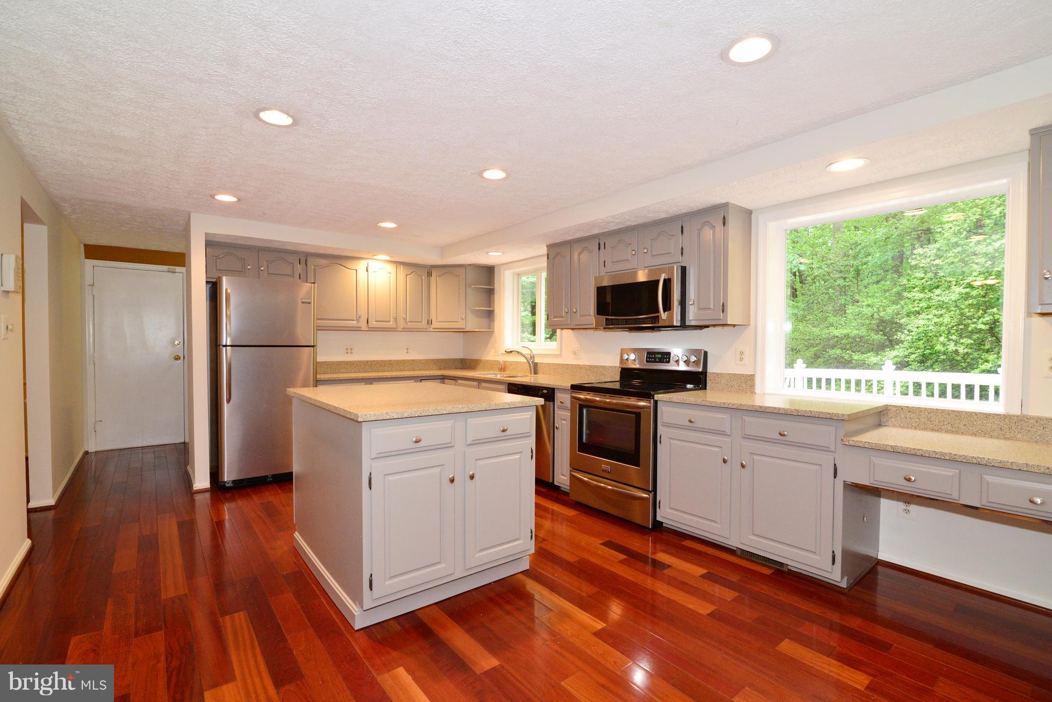 2602 Oldwick Court Reston, VA 20191 - Photo 8 of 29 Kitchen