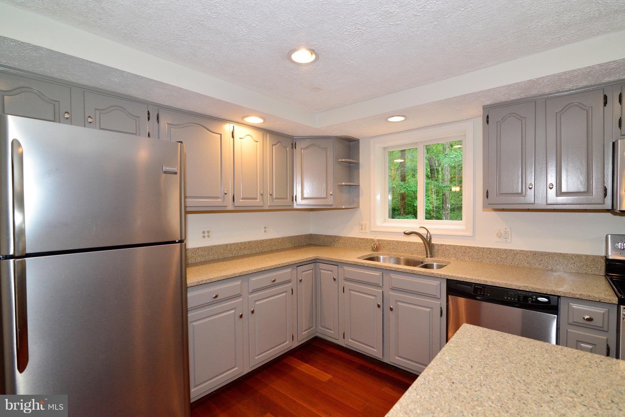 2602 Oldwick Court Reston, VA 20191 - Photo 9 of 29 Kitchen