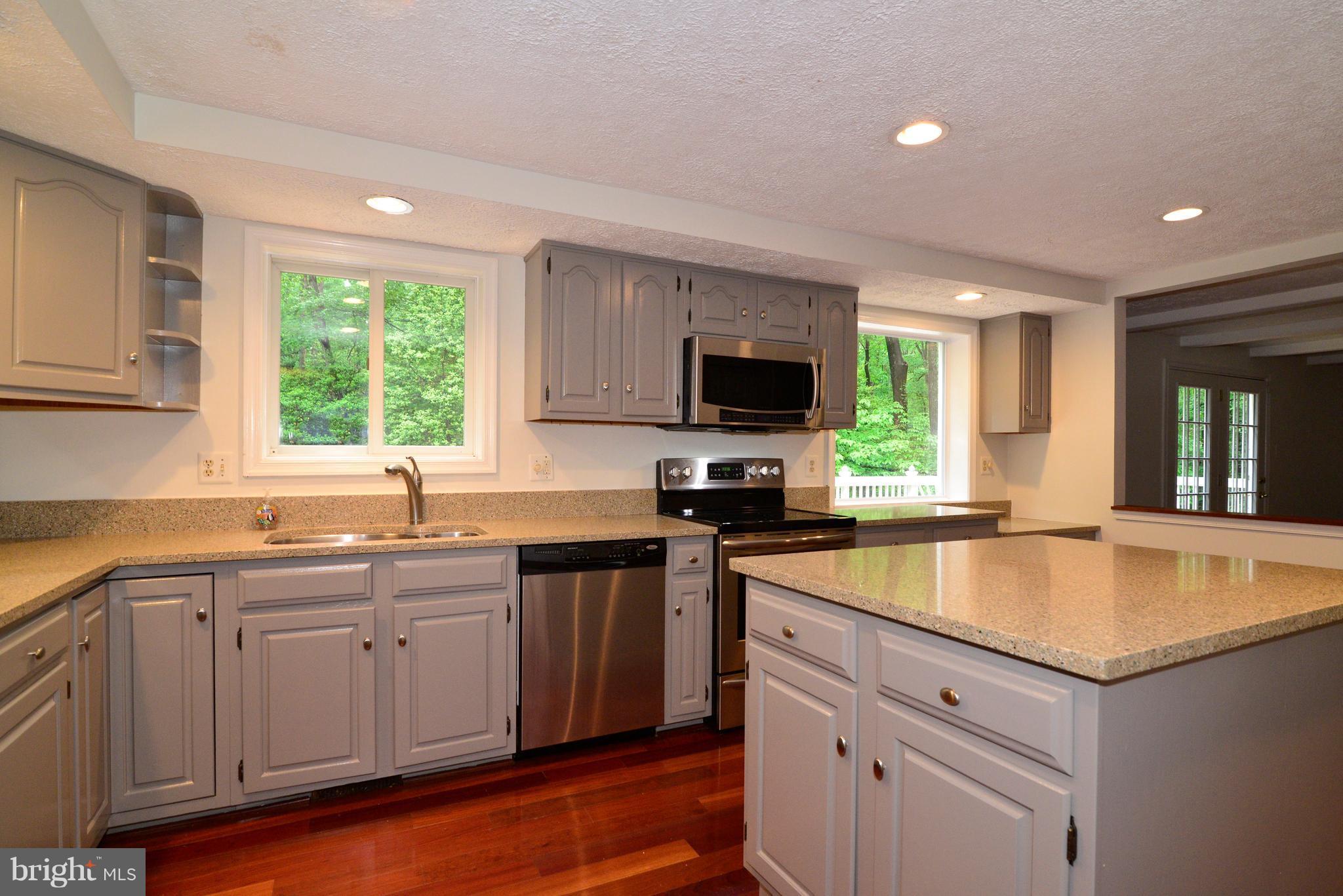 2602 Oldwick Court Reston, VA 20191 - Photo 10 of 29 Kitchen