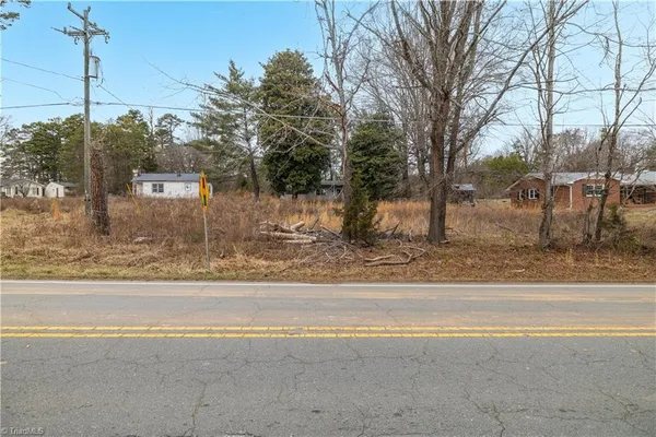 $325,000 | 1125 North Main Street, Walnut Cove, NC 27052