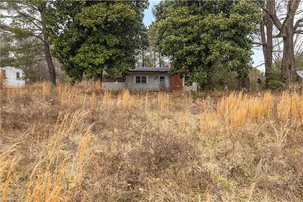 $325,000 | 1125 North Main Street, Walnut Cove, NC 27052