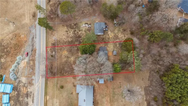 $325,000 | 1125 North Main Street, Walnut Cove, NC 27052