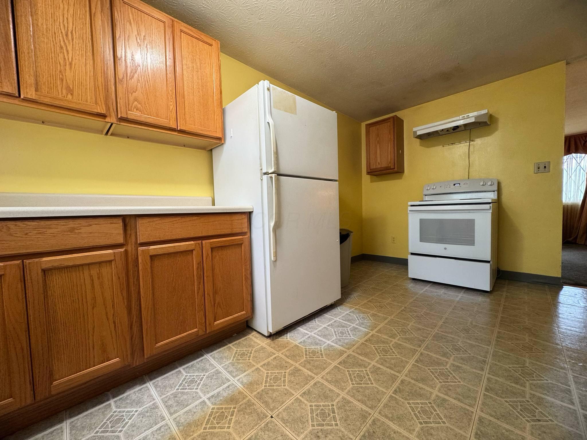 3457 Petzinger Road Columbus, OH 43232 - Photo 12 of 20 2bad5b8b-6c08-4b19-a8de-4971a52d1179
