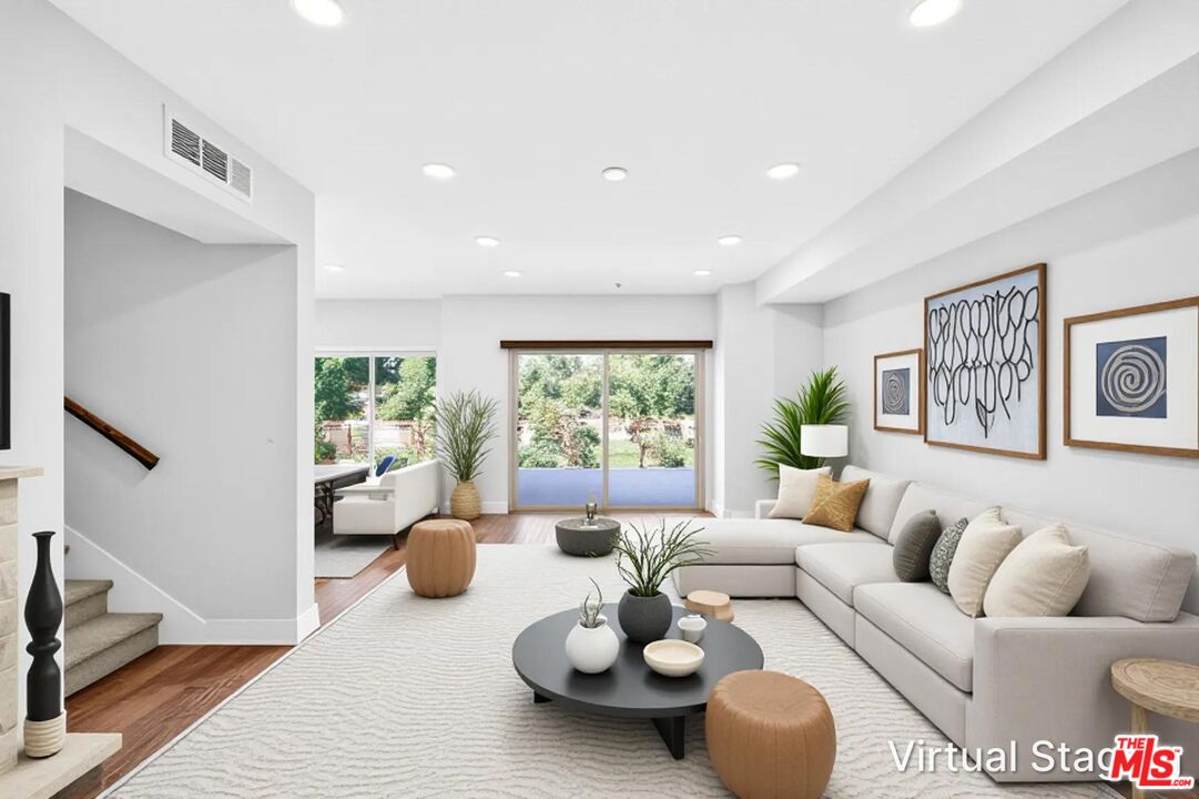 2980 Ripple Place, Unit 206 Los Angeles, CA 90039 - Photo 4 of 46
