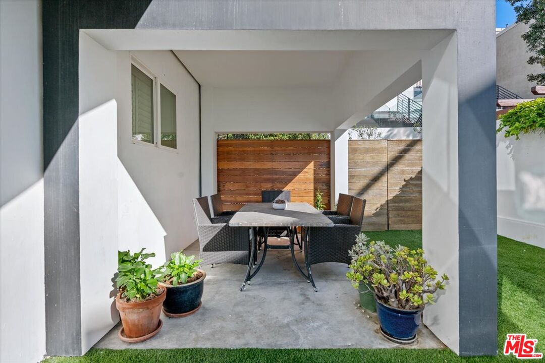 6730 Esplanade Street Playa del Rey, CA 90293 - Photo 19 of 38
