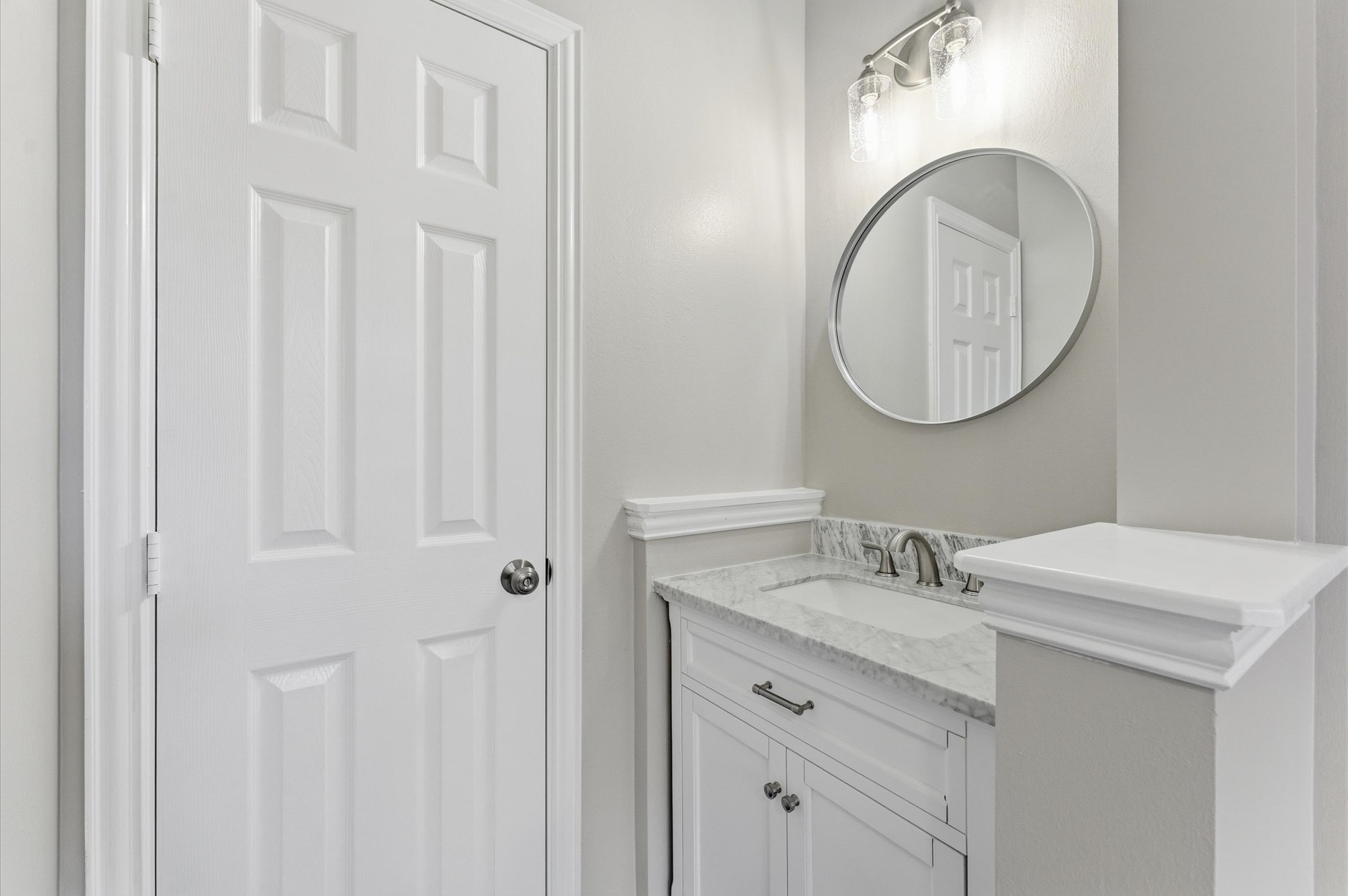 15442 Bay Tree Landing Cypress, TX 77429 - Photo 31 of 46 The opposite side of the Jack & Jill bathroom.