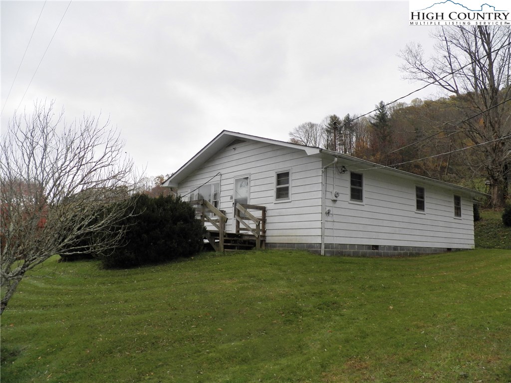 449 Cabbage Creek Road Creston, NC 28615 - Photo 10 of 24 Gallery Image 10