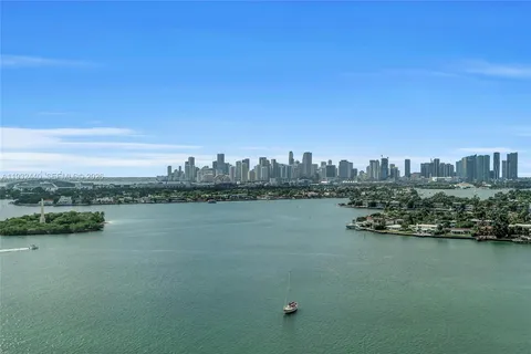 $1,995,000 | 9 Island Avenue, Unit 2104, Miami Beach, FL 33139