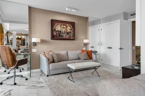 $1,995,000 | 9 Island Avenue, Unit 2104, Miami Beach, FL 33139