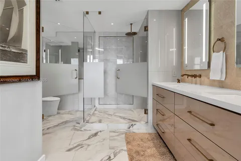 $1,995,000 | 9 Island Avenue, Unit 2104, Miami Beach, FL 33139