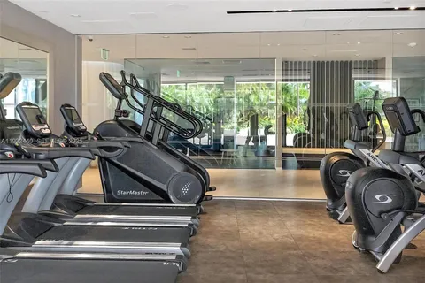 $1,995,000 | 9 Island Avenue, Unit 2104, Miami Beach, FL 33139