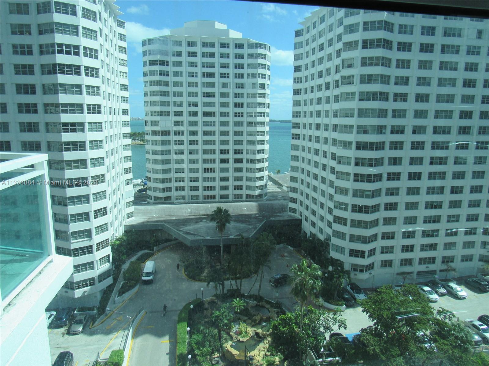 Plaza on Brickell Miami, FL 33131 - Photo 28 of 31 a bathroom with a shower