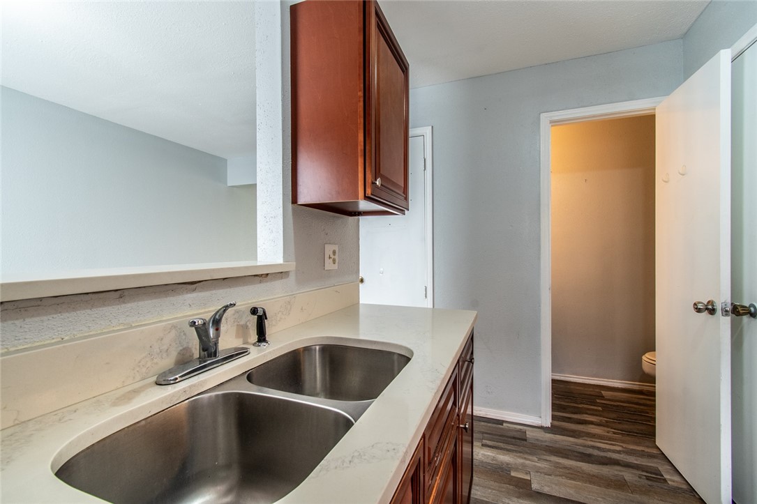 6702 Everhart Road Corpus Christi, TX 78413 - Photo 9 of 25