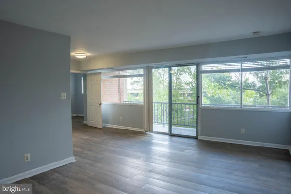 $1,850 | 5801 Quantrell Avenue, Unit 306, Alexandria, VA 22312