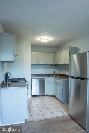 $1,850 | 5801 Quantrell Avenue, Unit 306, Alexandria, VA 22312
