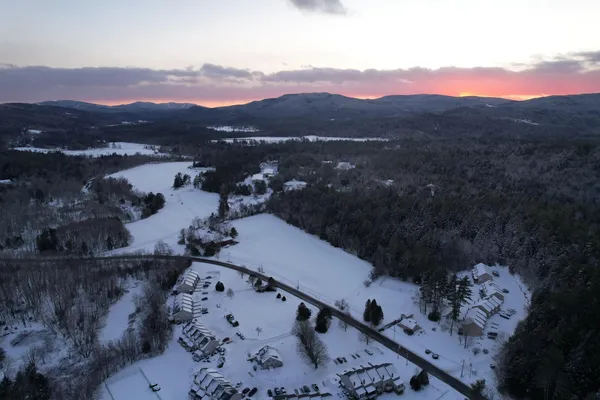 $519,900 | 60 Wellington Village Drive, Unit 5, Bristol, NH 03222