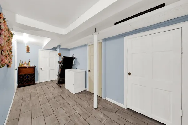 $354,900 | 6628 West 63rd Place, Chicago, IL 60638