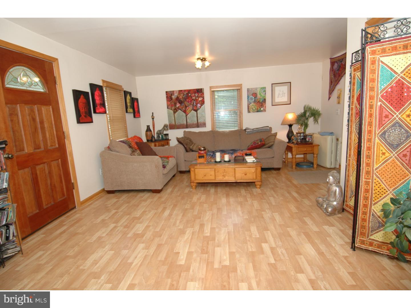 29 Columbus Jobstown Road Columbus, NJ 08022 - Photo 3 of 14