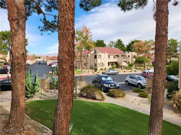 $135,000 | 3761 Desert Marina Drive, Unit 74, Laughlin, NV 89029