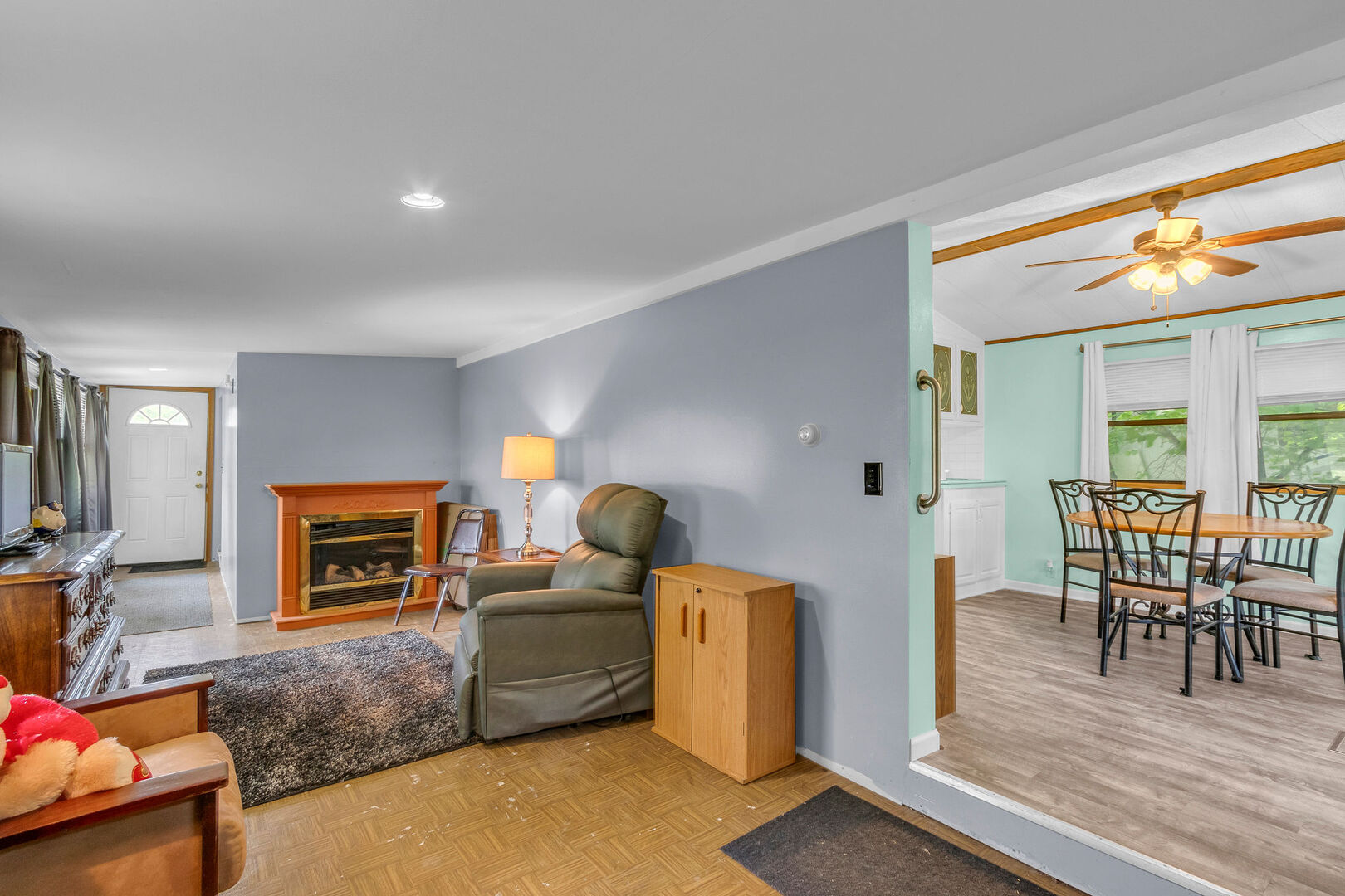177 Windward Road Lakemoor, IL 60051 - Photo 7 of 22 Gallery Image 7