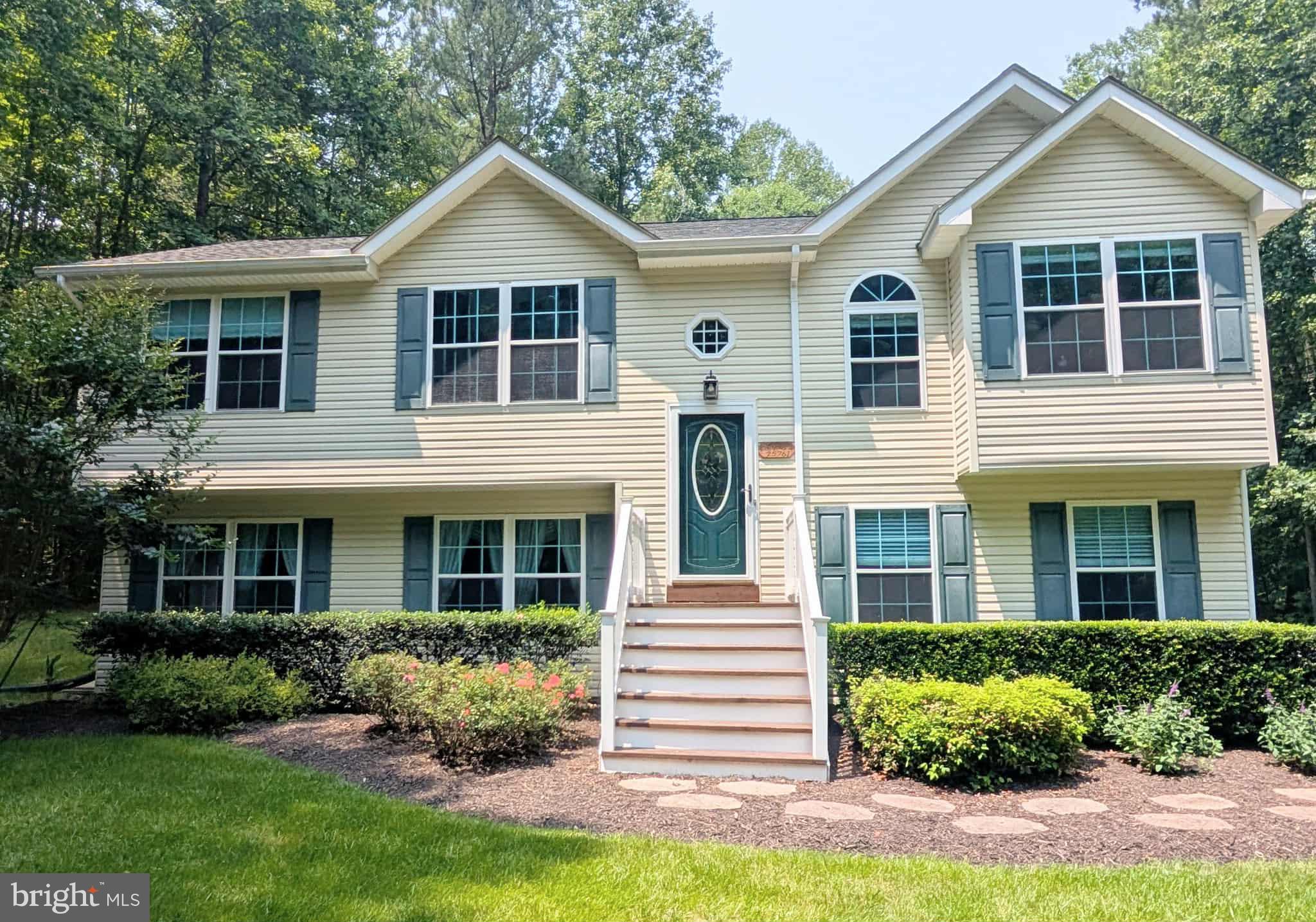 25761 Ricky Drive Hollywood, MD 20636 - Photo 35 of 41 Front exterior - so welcoming!