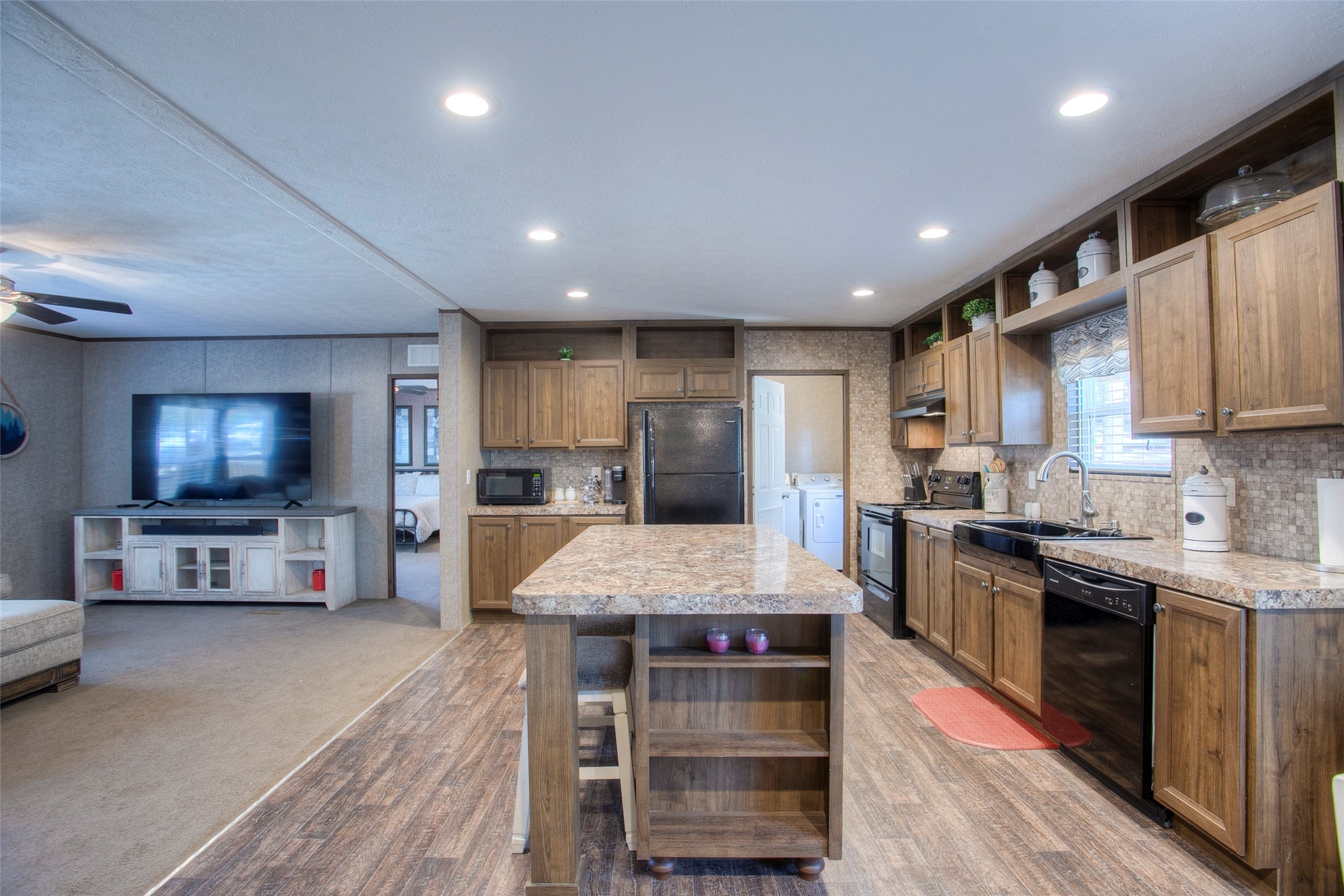 277 Rio Grande Drive Trinity, TX 75862 - Photo 3 of 50