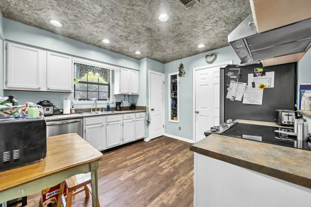 $339,900 | 421 Waterway Lane, Fort Walton Beach, FL 32547