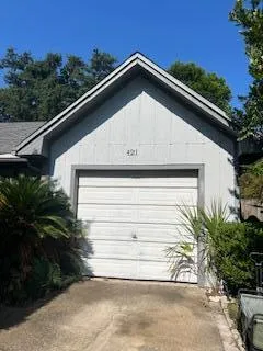 $339,900 | 421 Waterway Lane, Fort Walton Beach, FL 32547