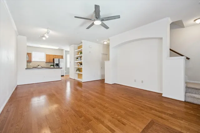 $328,000 | 12707 Boheme Drive, Unit 1401, Houston, TX 77024