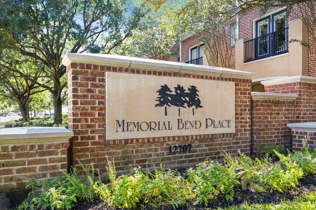 $328,000 | 12707 Boheme Drive, Unit 1401, Houston, TX 77024