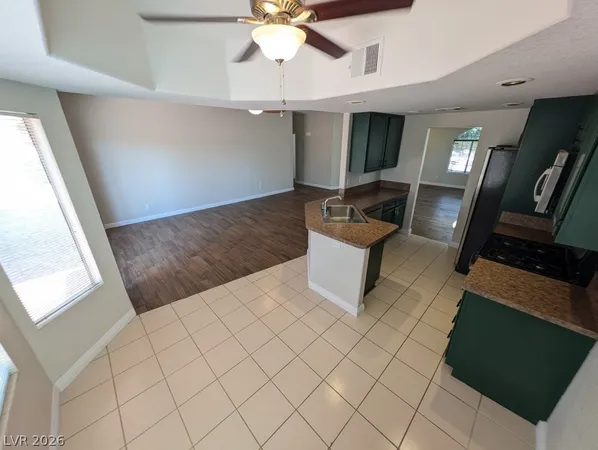 $2,000 | 731 Rising Star Drive, Henderson, NV 89014