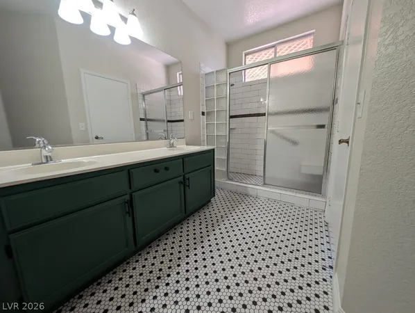 $2,000 | 731 Rising Star Drive, Henderson, NV 89014
