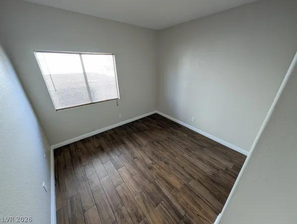 $2,000 | 731 Rising Star Drive, Henderson, NV 89014