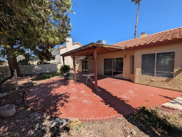 $2,000 | 731 Rising Star Drive, Henderson, NV 89014