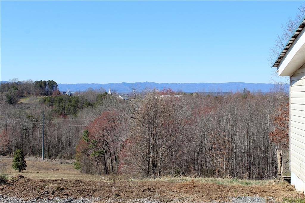 261 High Ridge Road Mount Airy, NC 27030 - Photo 9 of 27 Gallery Image 9