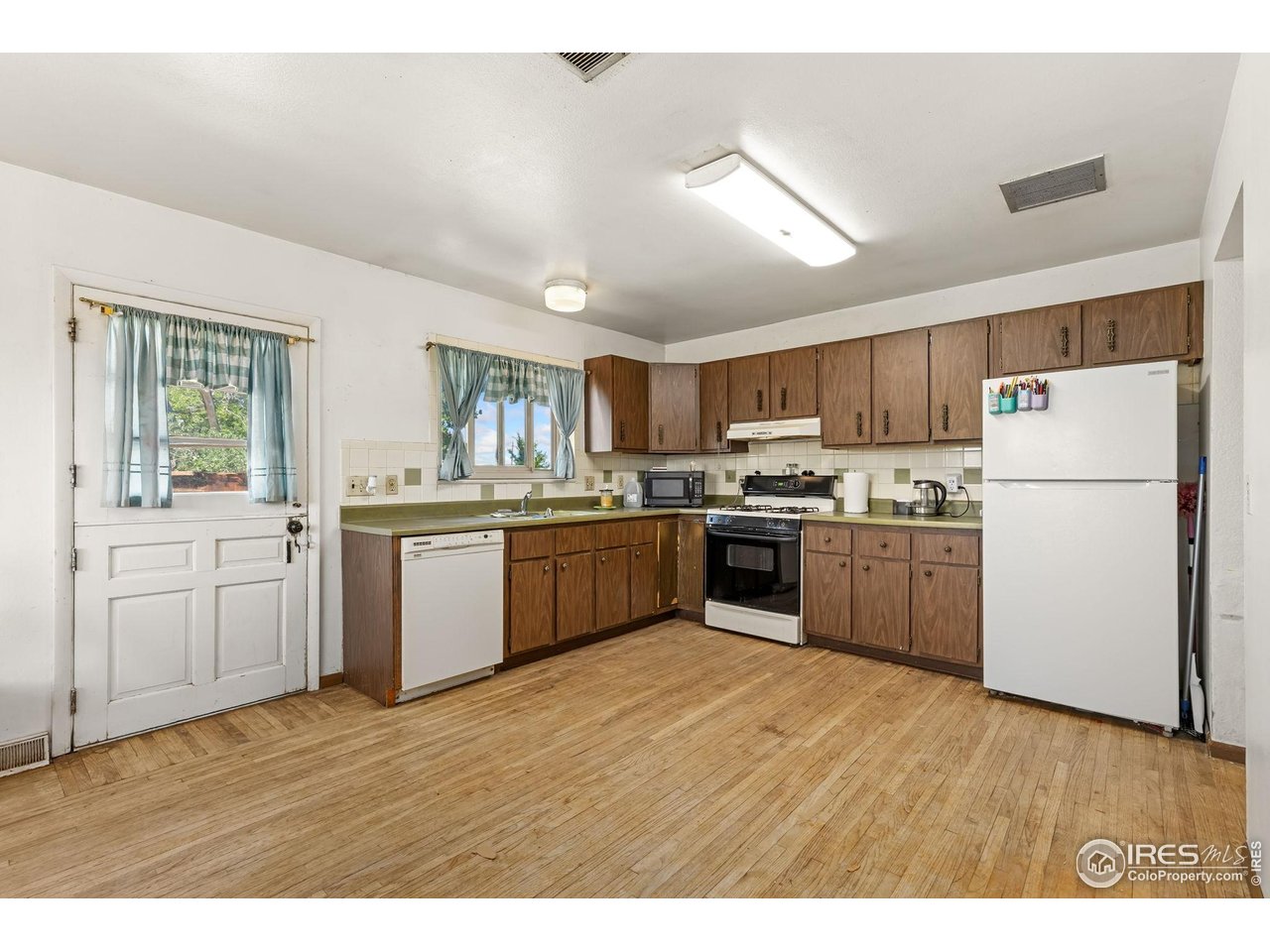 7267 County Road 23 1/2 Fort Lupton, CO 80621 - Photo 11 of 37