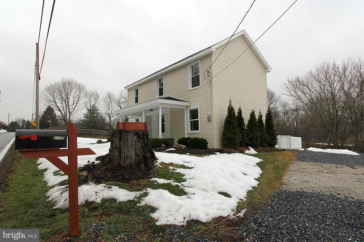 Exterior (Front)