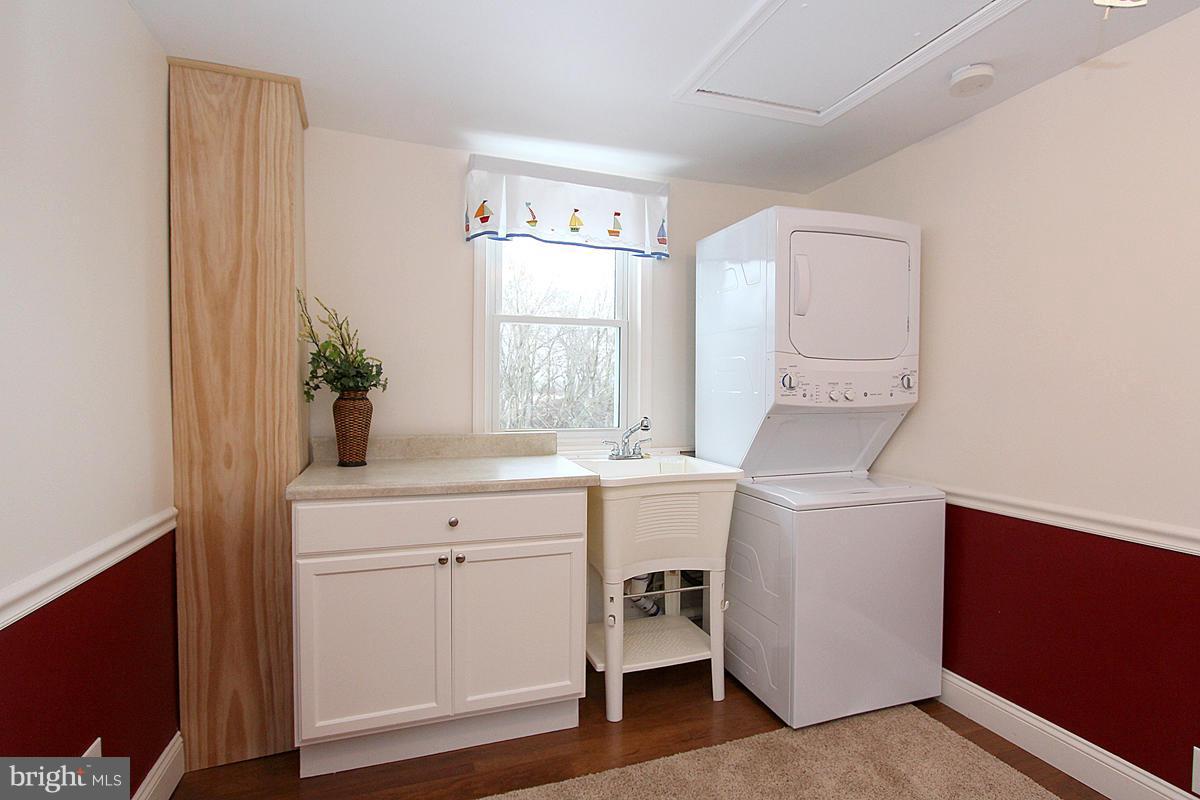 6705 Manor Woods Road Frederick, MD 21703 - Photo 21 of 28 Bedroom