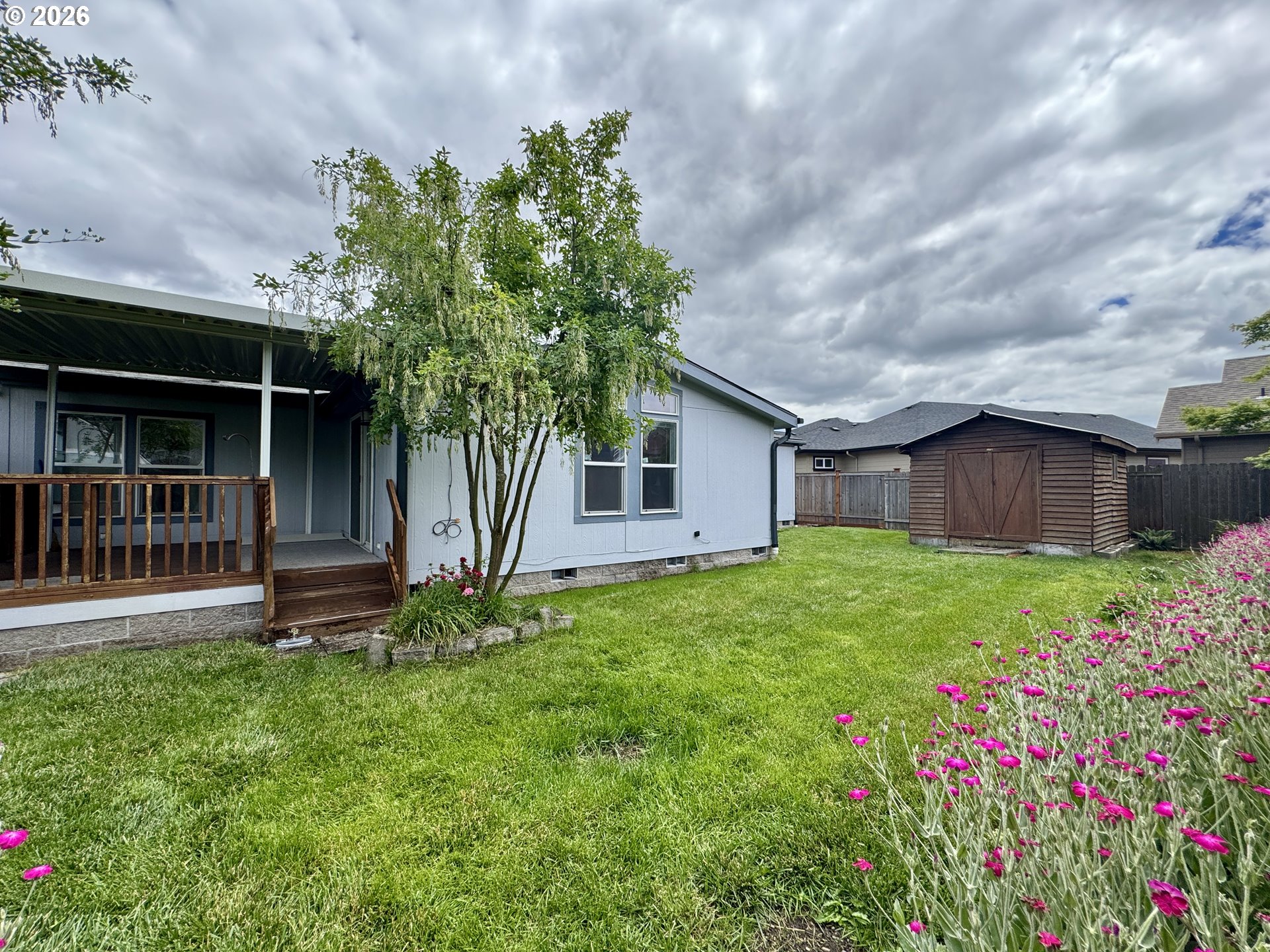 962 Rainbow Drive Springfield, OR 97477 - Photo 41 of 48