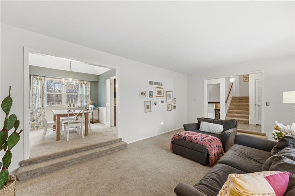 10505 Belinder Road Leawood, KS 66206 - Photo 5 of 31