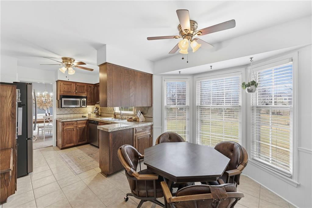 10505 Belinder Road Leawood, KS 66206 - Photo 8 of 31