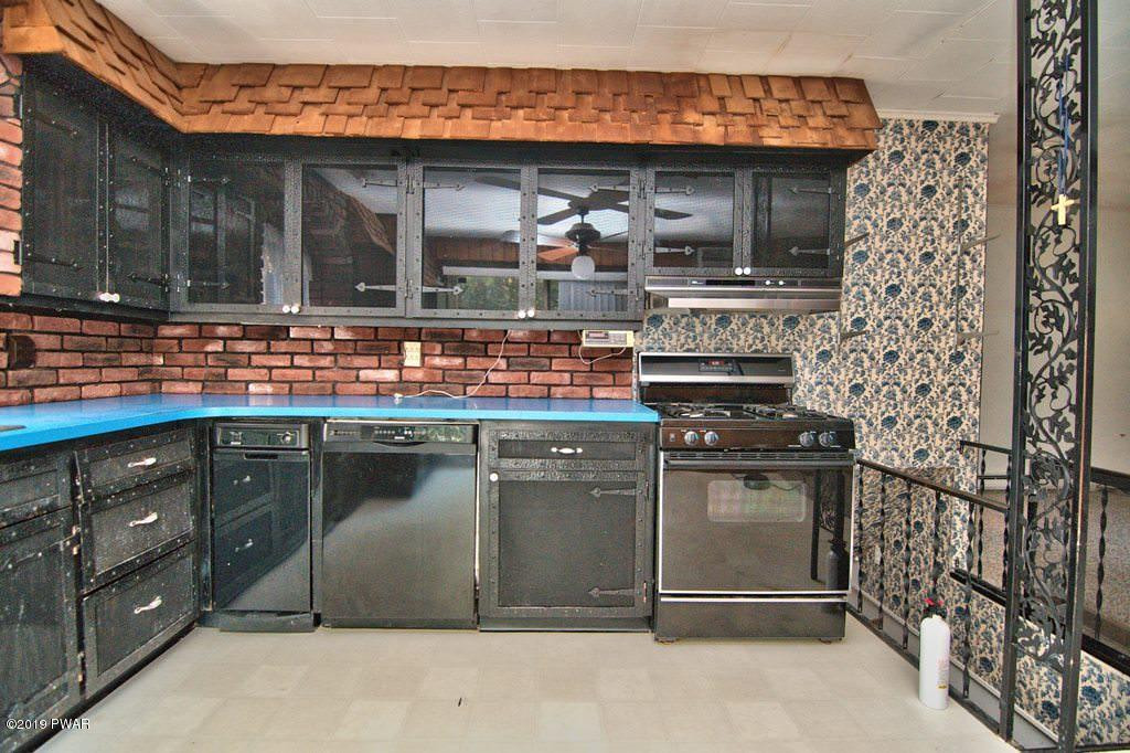 109 Purdytown Road Lakeville, PA 18438 - Photo 11 of 32
