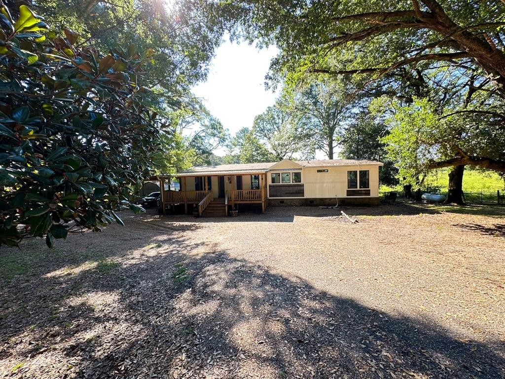 1102 Old St John Road Northeast Wesson, MS 39191 - Photo 1 of 42 Main View