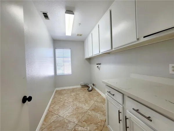 $3,700 | 13546 Hatcher Place, Fontana, CA 92336