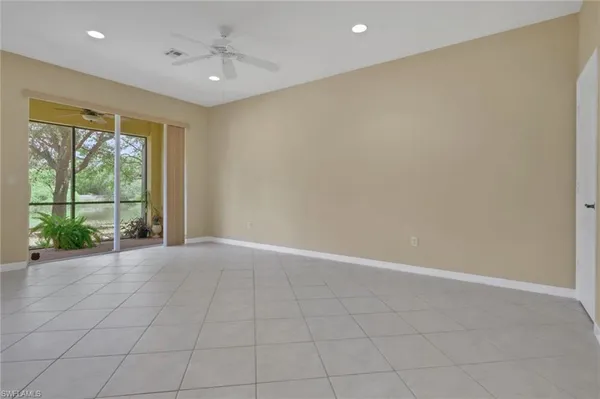 $2,200 | 10260 Olivewood Way, Unit 58, Estero, FL 33928